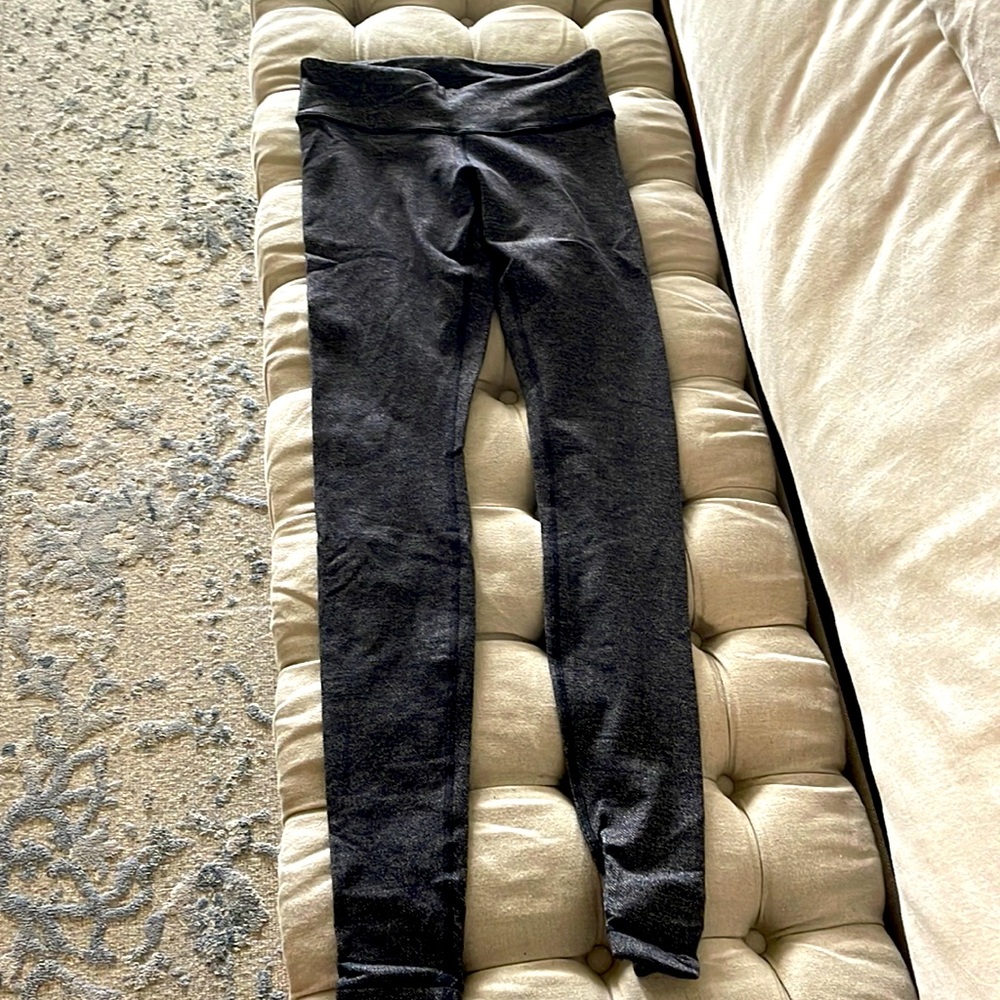 Lulu leggings, full length, size 6